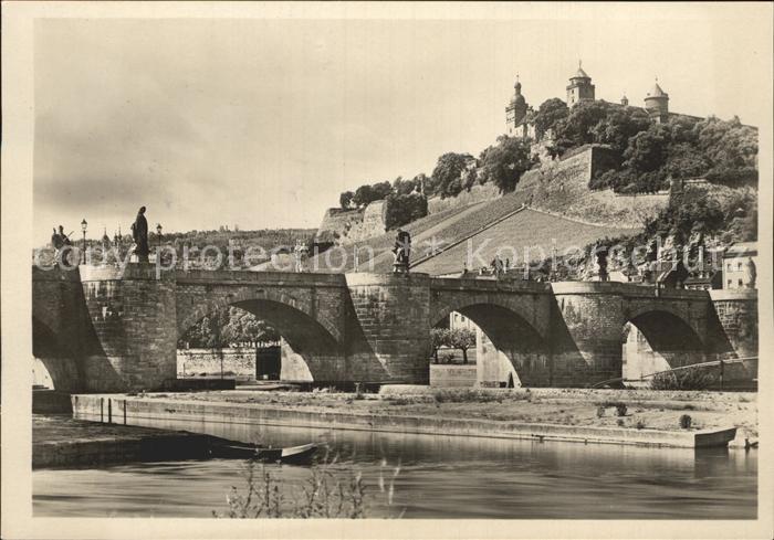 WueRZBURG Bayern Alte Bruecke mit Festung Marienberg