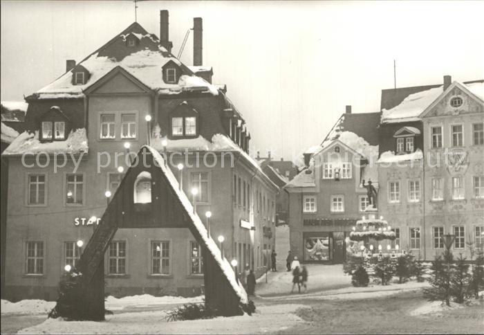 Schneeberg Erzgebirge Dorfmotiv zur Weihnachtszeit