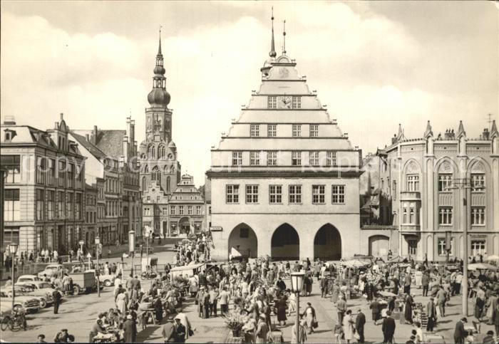 Greifswald Mecklenburg Vorpommern Rathaus und St Nikolaikirche