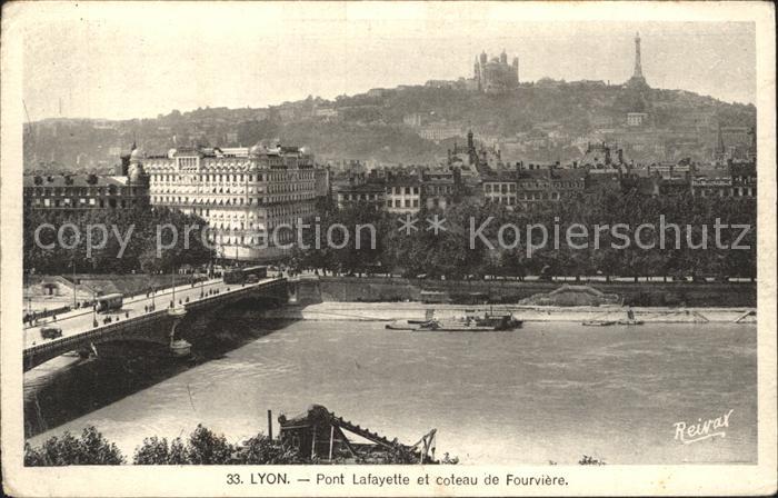 Lyon France Pont Lafayette et coteau de Fourvière