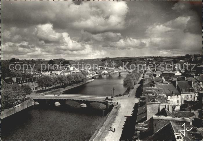Chateaulin Fliegeraufnahme mit Brücke