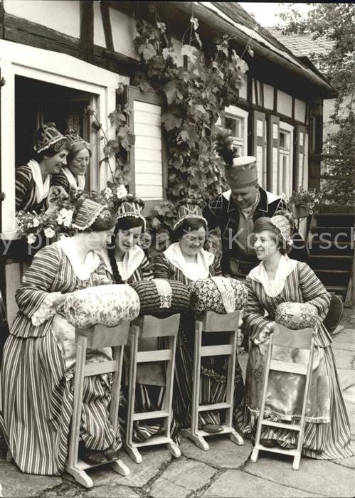 Erzgebirge Region Klippelsteig Trachten Kloeppeln