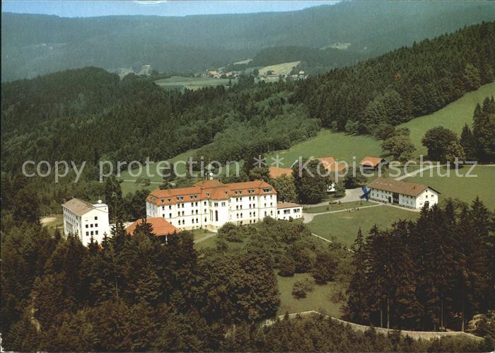 Perasdorf Fliegeraufnahme Erholungs- und Kinderheim der Barmherzigen Brueder Kon