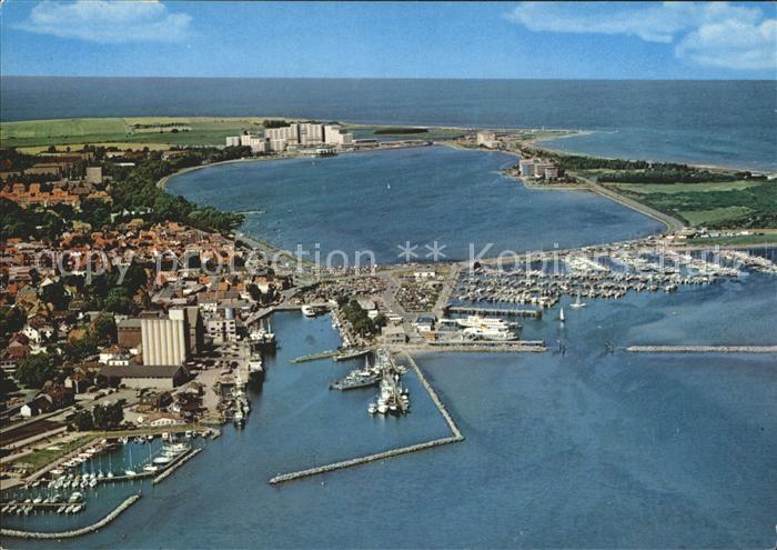 Heiligenhafen Ostseebad Fliegeraufnahme mit Hafen