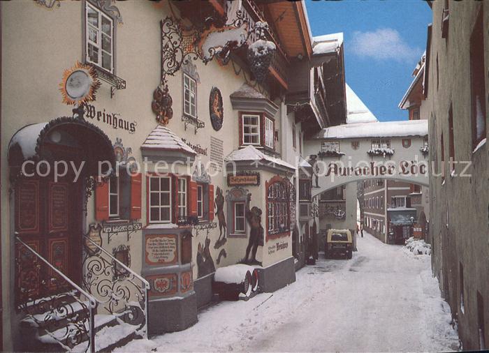 Kufstein Tirol Roemerhofgasse mit Batzenhaeusl und Auracher Loechl