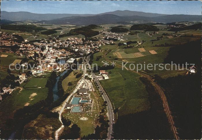 Regen Fliegeraufnahme Schwimmbad