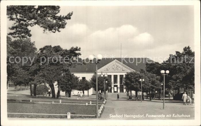 Heringsdorf Ostseebad Usedom Promenade mit Kulturhaus