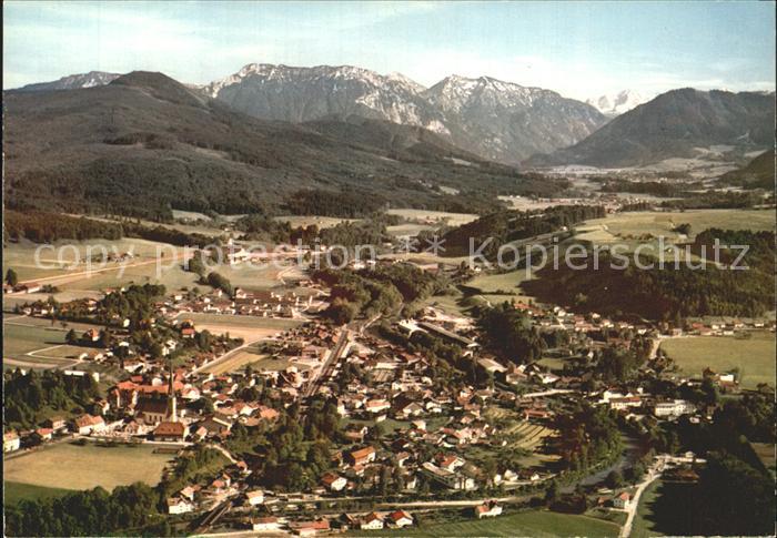 Siegsdorf Oberbayern mit Rauschberg Sonntagshorn Loferer-Steinberge