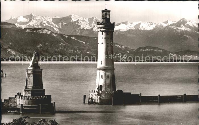 Leuchtturm Lighthouse Lindau Bodensee Hafenausfahrt Scesaplana