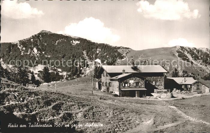 Schliersee Haus am Taubenstein gegen Aiplspitz Bayerische Voralpen