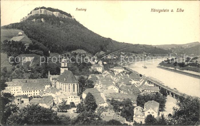 Koenigstein Saechsische Schweiz Ortsansicht mit Kirche Festung Elbe