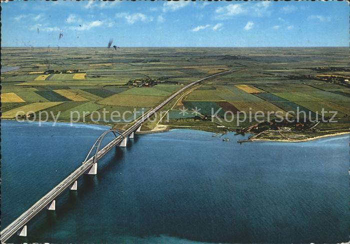 Insel Fehmarn Fehmarnsundbruecke Vogelfluglinie Deutschland Daenemark Fliegerauf