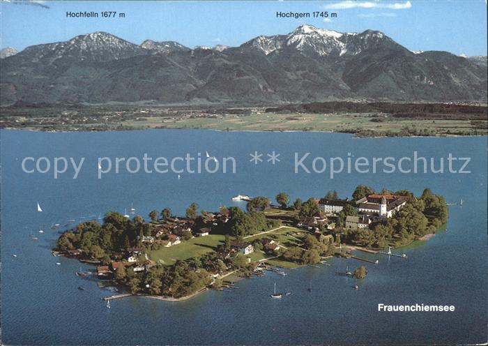 Frauenchiemsee Fraueninsel Kloster Frauenwoerth Chiemgauer Alpen Fliegeraufnahme