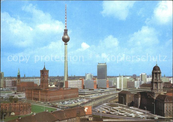 BERLIN  CITY Zentrum Fernsehturm Hauptstadt der DDR