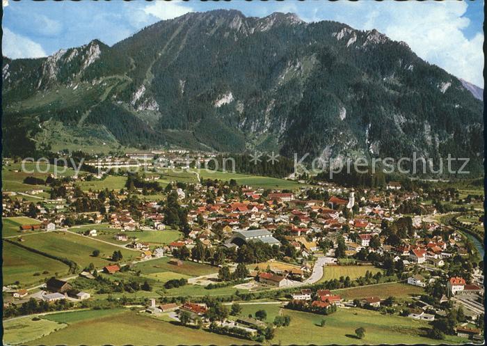 OBERAMMERGAU Bayern Passionsspielort Alpen Fliegeraufnahme