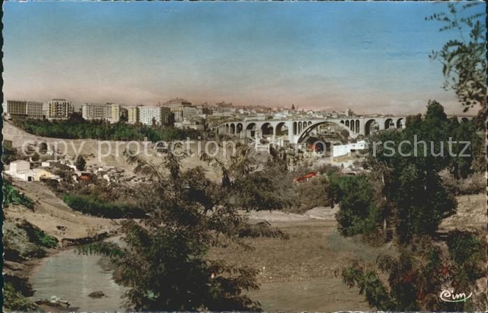 Constantine Algerien mit Viadukt