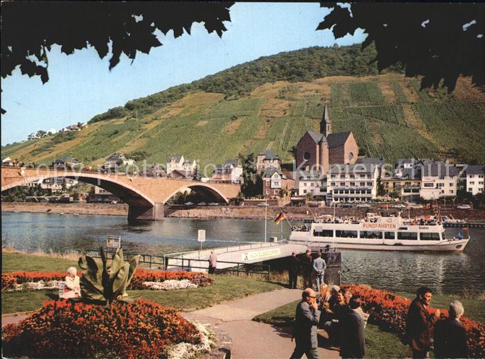 Cochem Mosel Brueckepartie an der Mosel