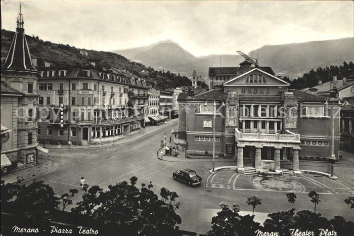 Merano Meran Theater Platz
