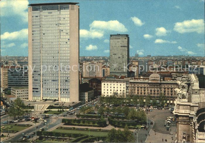 Milano Herzog von Aosta Platz Wolkenkratzer Pirelli und Galfa