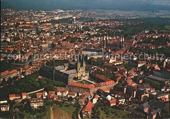 Bamberg Blick auf Kloster Michaelsberg Kaiserdom und Altstadt