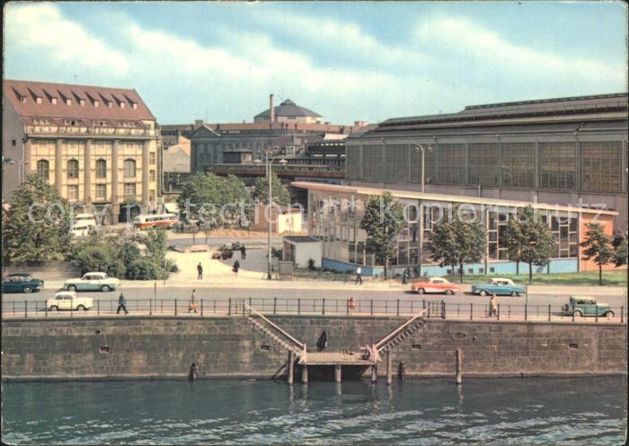 BERLIN  CITY Bahnhof Friedrichstrasse Hauptstadt der DDR