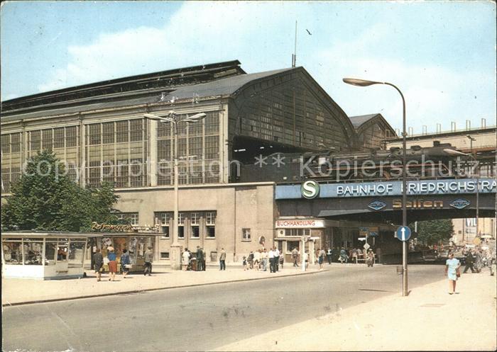 BERLIN  CITY Bahnhof Friedrichstrasse Hauptstadt der DDR