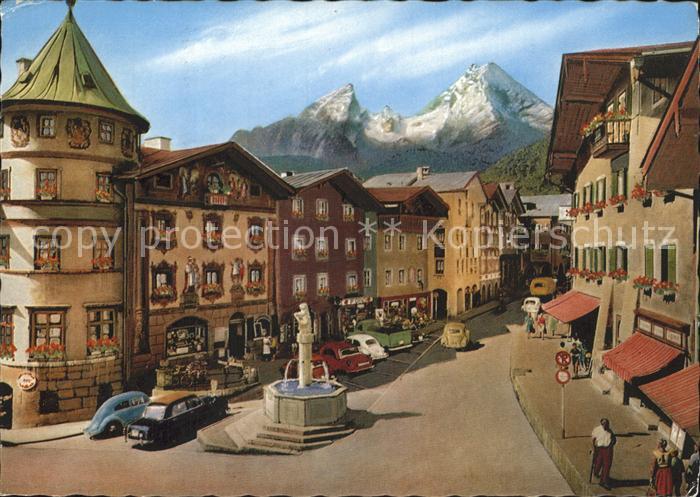 BERCHTESGADEN Bayern Marktplatz Brunnen Watzmann Berchtesgadener Alpen