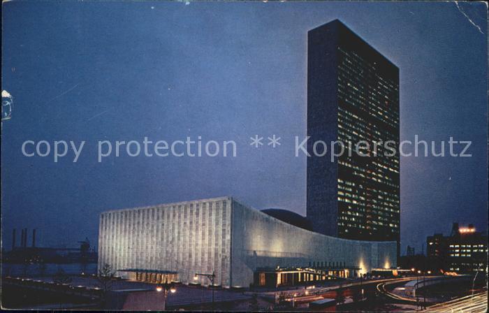 New York City United Nationa Gebaude bei Nacht