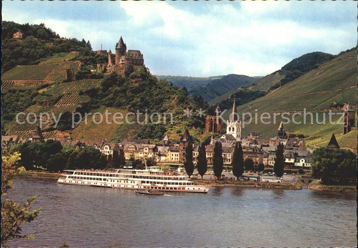 Bacharach Rhein mit Jugendburg Stahleck