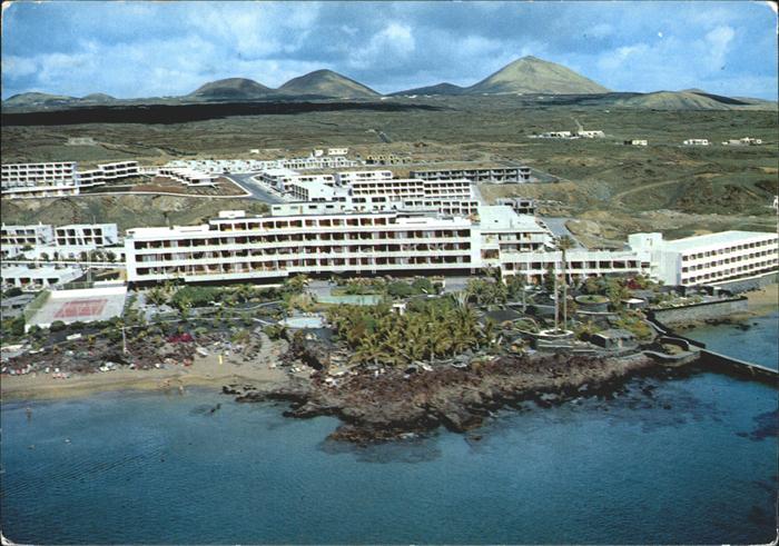 Lanzarote Kanarische Inseln Fliegeraufnahme Puerto del Carmen
