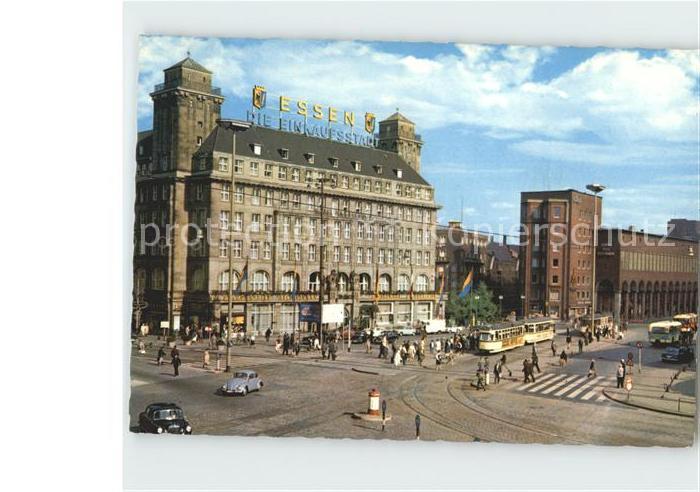 Essen Ruhr Bahnhofsvorplatz Strassenbahn