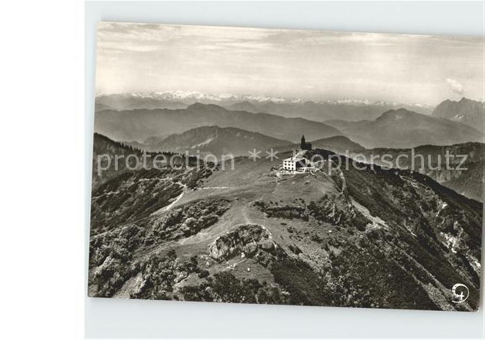 Hochfellnhaus am Hochfellgipfel Fliegeraufnahme