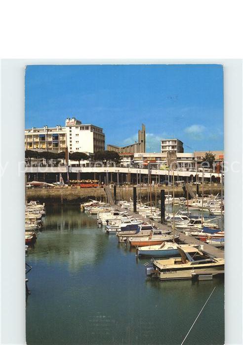 Royan 17 Hafen und Kirche