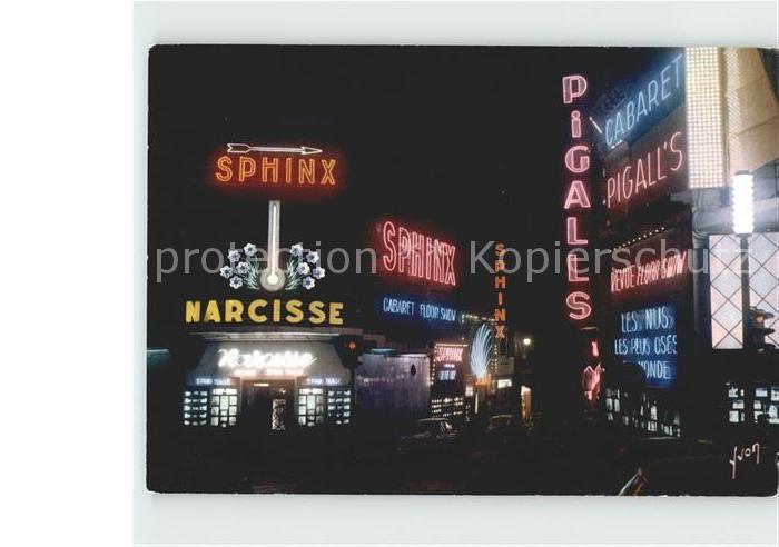 Paris Place Pigalle bei Nacht