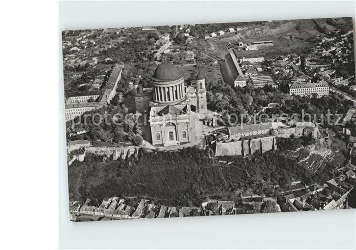 Esztergom Fliegeraufnahme Kirchenpartie