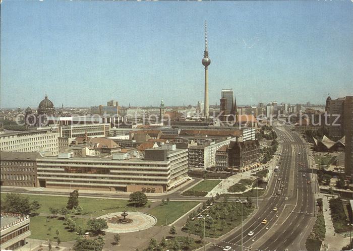BERLIN  CITY Blick von der Leipziger Strasse zum Stadtzentrum