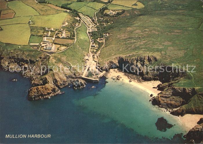 Mullion Harbour Fliegeraufnahme