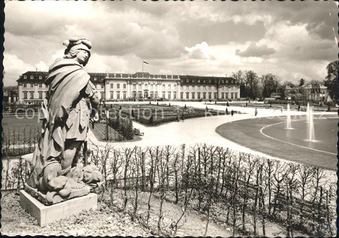 Ludwigsburg Residenzschloss Suedfront Schlossgarten