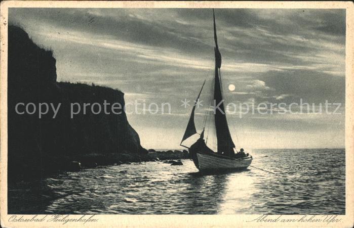 Heiligenhafen Ostseebad Abend am hohen Ufer Segelboot Mondschein