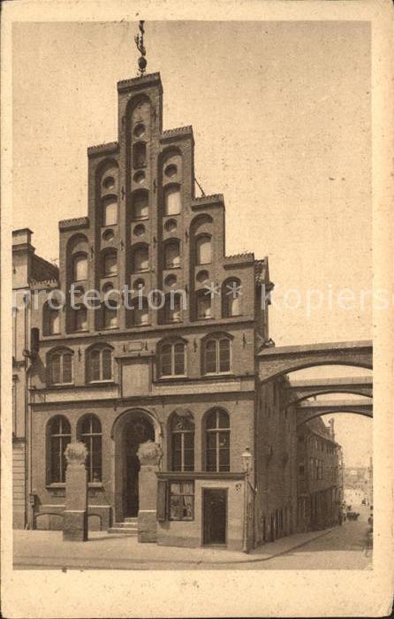 LueBECK  CITY Schiffergesellschaft Gebaeude Giebel