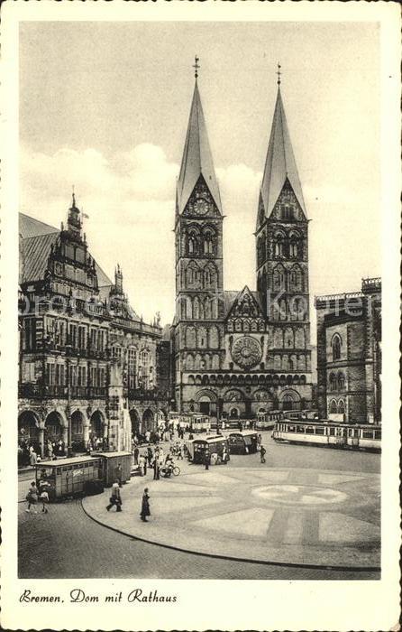 BREMEN  CITY Dom mit Rathaus Bus Strassenbahn