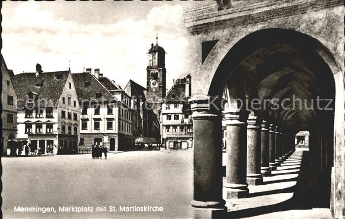 Memmingen Bayern Marktplatz mit St Martinskirche