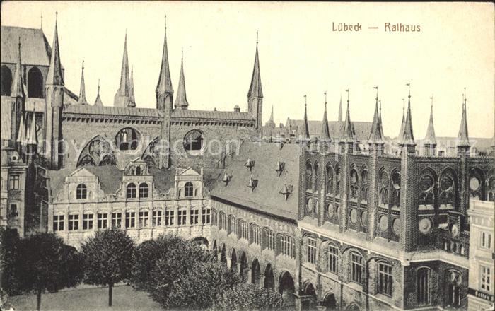 LueBECK  CITY Rathaus