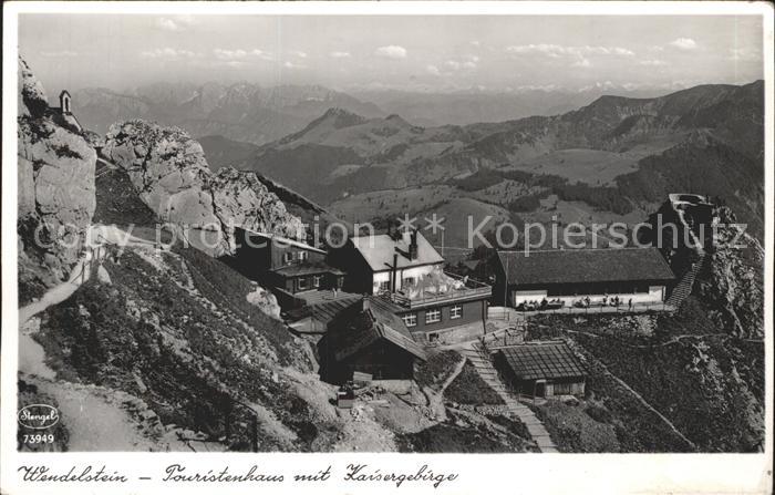 Wendelstein Berg Touristenhaus mit Kaisergebirge Fernblick