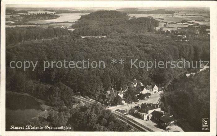 Malente-Gremsmuehlen Kurort Holsteinische Schweiz Fliegeraufnahme