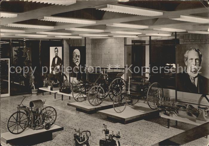 Untertuerkheim Daimler Benz Museum Die aeltesten von 120 Original Modellen