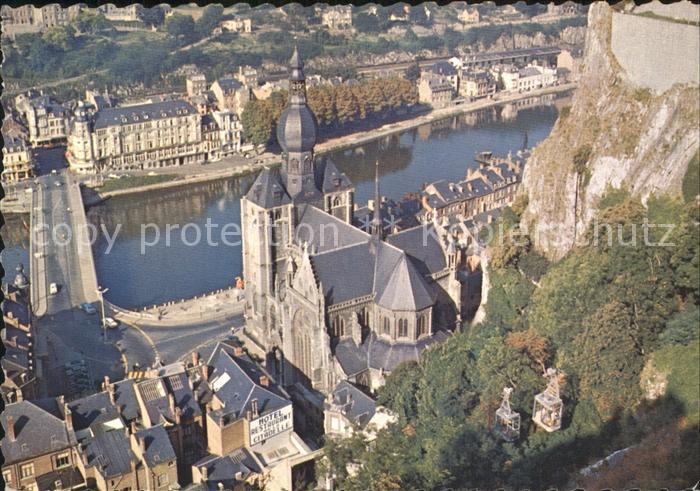 Dinant Wallonie Zidadelle Kirche und Bruecke