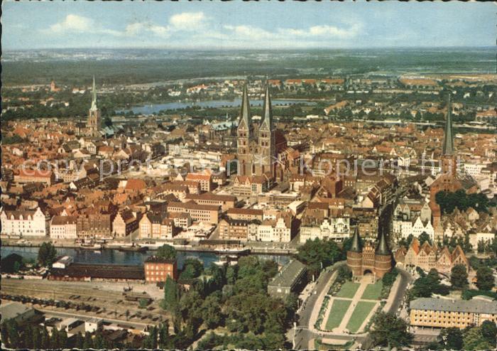 LueBECK CITY Fliegeraufnahme