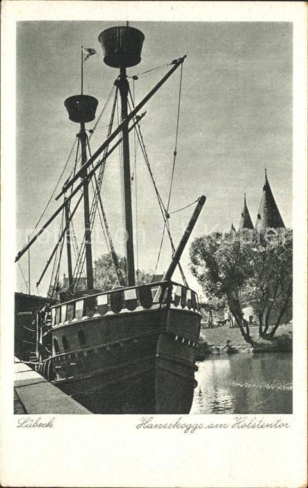 LueBECK CITY Hansekogge am Hostertor