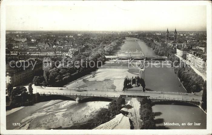 Muenchen Bayern Partie an der Isar Bruecke